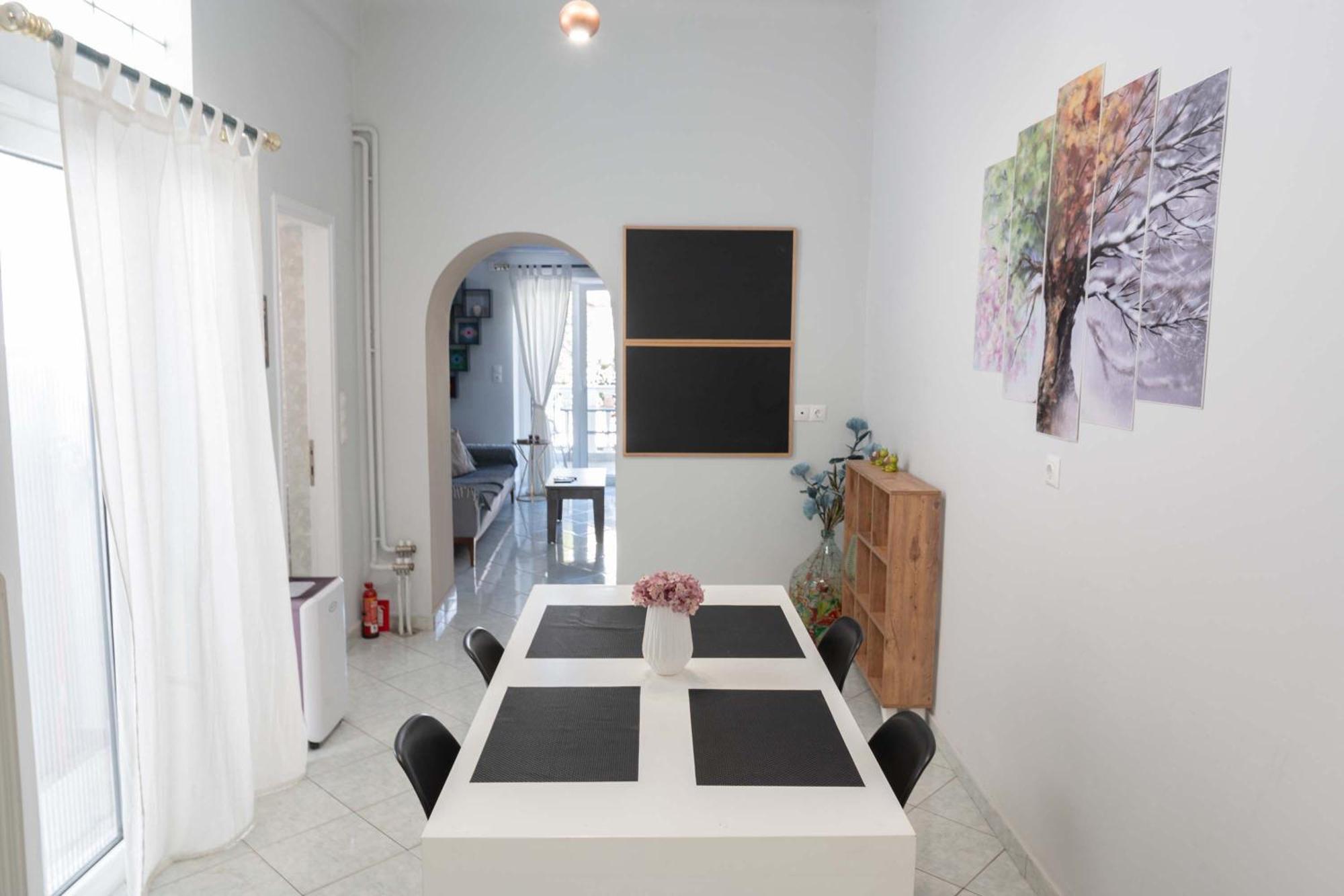 Private Spacious Apartment Атина Екстериор снимка